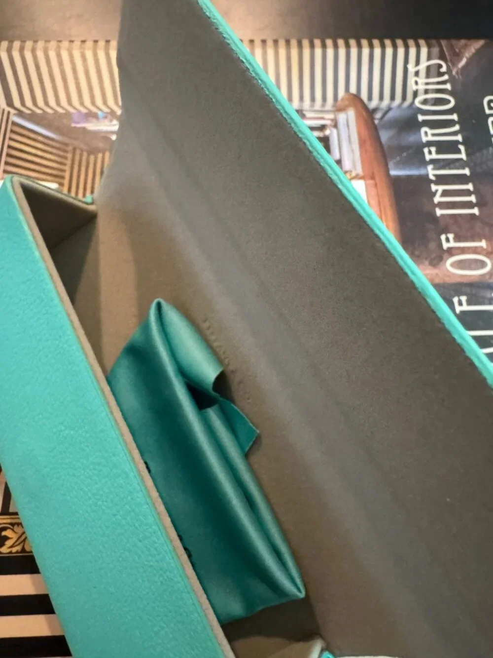 Tiffany & Co. Tiffany Blue Pebbled Leather Eyeglasses Case w/ Cleaning Cloth
